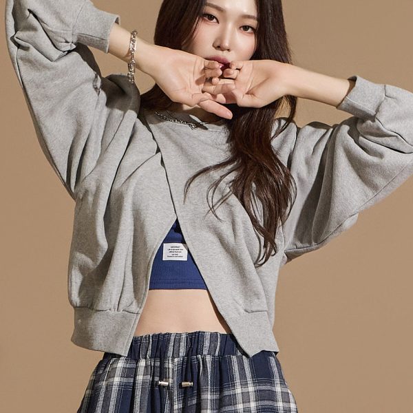 E3525 Slit Sweatshirt