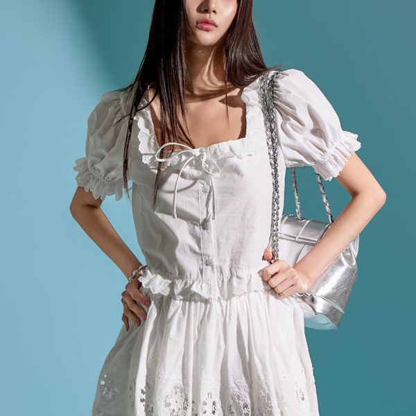 B2977 Embroidered Ribbon Blouse